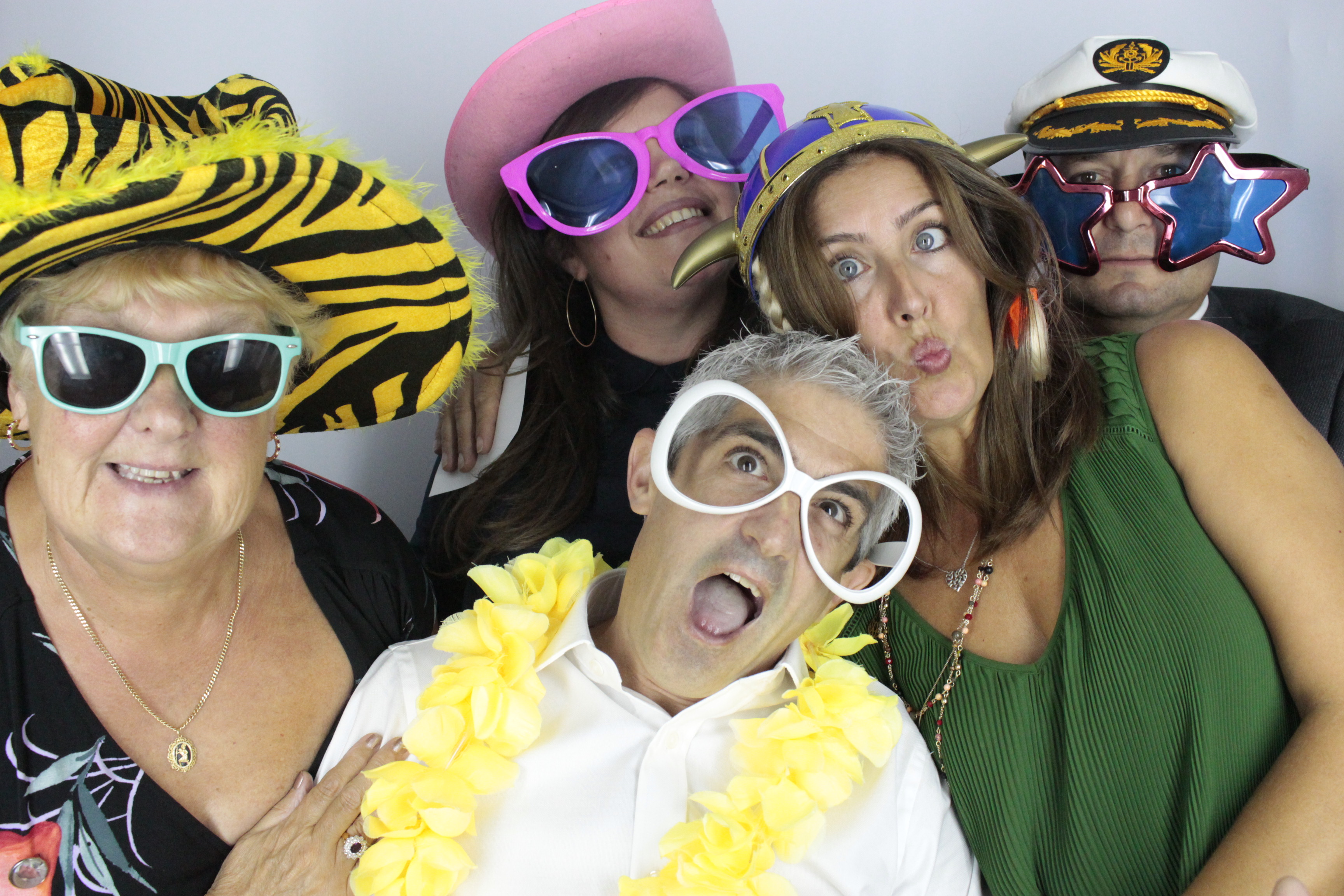  Heather & Daniel's Wedding | View more photos from the event at gallery.myphotoboothexperience.co.uk/u/MyPhotoBoothExperienceLtd/Heather-Daniels-Wedding